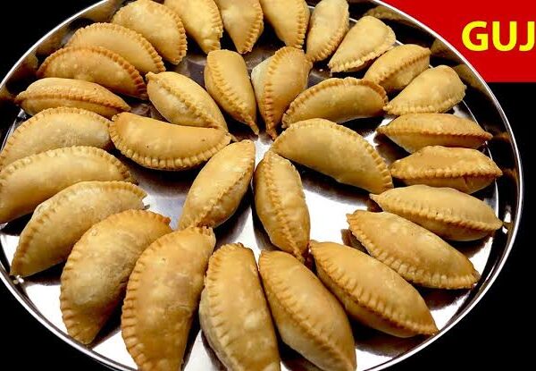 Gujiya Recipe (Fried & Baked) Holi, Diwali